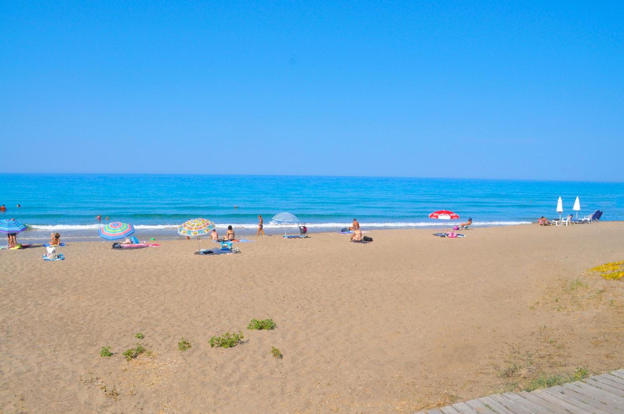 House Litsa With Parking And Gardens 50m From Agios Gordios